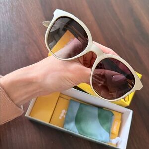 Elegant Cream Sunglasses